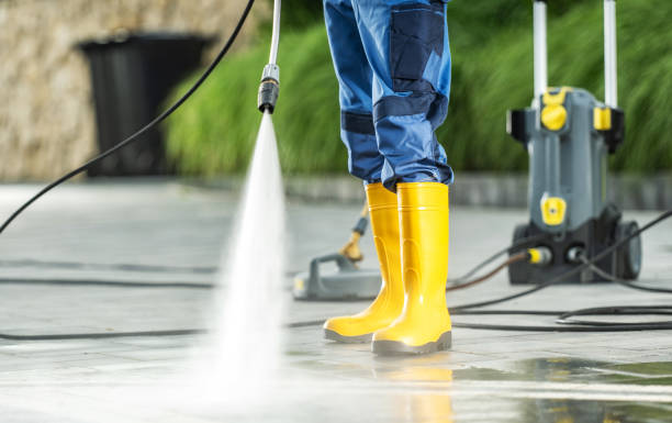 Best Garage Pressure Washing  in Gearhart, OR